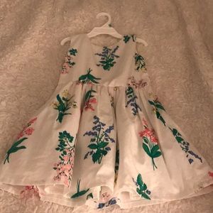 🎀🎉HOST PICK🎉🎉1/18 Girls’ dressy floral dress.